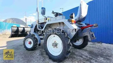 Минитрактор Феникс Р-2L с отвалом